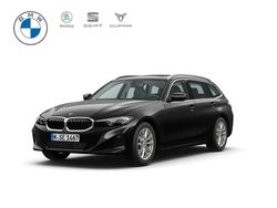 Schwarz Gebraucht 2022 BMW 318 Shadowline Kombi | 29.950 € (Fairer Preis)