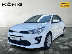 Weiß Gebraucht 2023 Kia Rio Limousine | 14.990 € (Fairer Preis)
