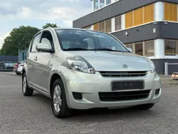 Andere außenfarben Gebraucht 2009 Daihatsu Sirion Kleinwagen | 2.500 € (Fairer Preis)