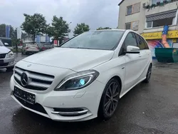 Weiß Gebraucht 2012 Mercedes B200 Edition 1 Van / Kleinbus | 6.900 € (Fairer Preis)