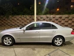 Grau Gebraucht 2004 Mercedes E320 Elegance Limousine | 3.500 € (Superpreis)