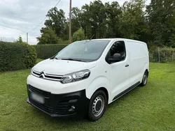Weiß Gebraucht 2017 Citroën Jumpy Van / Kleinbus | 9.700 € (Fairer Preis)