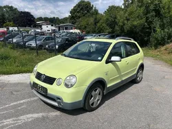 Grün Gebraucht 2005 VW Polo Cross Kleinwagen | 3.299 € (Etwas zu teuer)