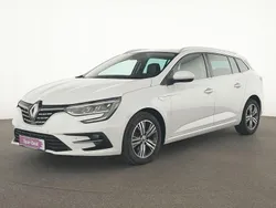 Weiss Gebraucht 2021 Renault Mégane IV Intens Limousine | 17.789 € (Fairer Preis)