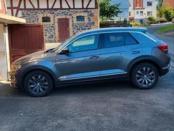 Grau Gebraucht 2018 VW T-Roc SUV | 16.300 € (Guter Preis)