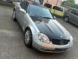 Silber Gebraucht 1998 Mercedes SLK200 Cabrio | 2.100 € (Guter Preis)