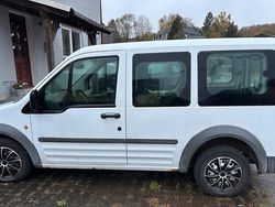 Weiß Gebraucht 2007 Ford Tourneo Connect Van / Kleinbus | 1.200 €