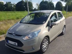 Grau Gebraucht 2016 Ford B-MAX Trend Van / Kleinbus | 11.400 € (Fairer Preis)