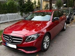 Rot Gebraucht 2018 Mercedes E220 Limousine | 24.500 € (Guter Preis)