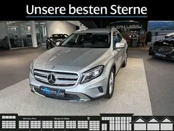 Polarsilber Gebraucht 2017 Mercedes GLA180 Urban SUV | 19.660 € (Fairer Preis)