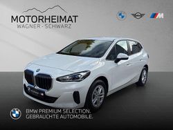 Weiß Gebraucht 2022 BMW 220 Active Tourer Sport Line Van / Kleinbus | 22.650 € (Guter Preis)