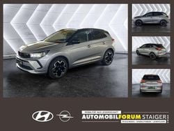 Kontrast grau/quarz silber Gebraucht 2022 Opel Grandland X Ultimate SUV | 24.690 € (Fairer Preis)