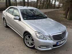 Gebraucht 2011 Mercedes E200 Avantgarde Limousine | 10.000 € (Teuer)