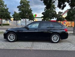 Schwarz Gebraucht 2017 BMW 320 Advantage Kombi | 12.450 € (Guter Preis)