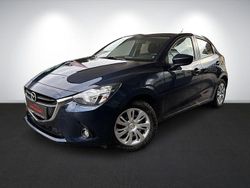 Blau Gebraucht 2015 Mazda 2 Center-Line Limousine | 7.790 € (Fairer Preis)