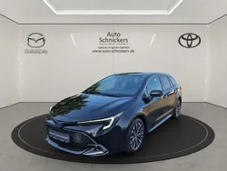 Mysticschwarz mica Gebraucht 2023 Toyota Corolla Team | 24.990 € (Fairer Preis)