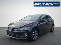 Deep black perleffekt Gebraucht 2019 VW Polo Comfortline Limousine | 15.980 € (Fairer Preis)