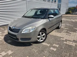 Beige Gebraucht 2007 Skoda Fabia Limousine | 2.899 € (Fairer Preis)