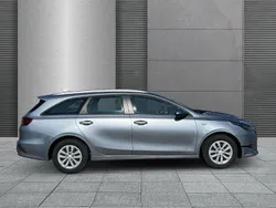 Silber metallic Gebraucht 2022 Kia Ceed Sportswagon Kombi | 16.890 € (Fairer Preis)