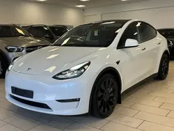 Weiß Gebraucht 2022 Tesla Model Y Performance SUV | 36.900 € (Fairer Preis)