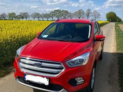Rot Gebraucht 2017 Ford Kuga SUV | 12.900 € (Guter Preis)