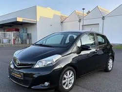 Schwarz Gebraucht 2013 Toyota Yaris Life Limousine | 7.090 € (Guter Preis)