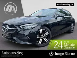Obsidianschwarz Gebraucht 2024 Mercedes C200 Avantgarde Limousine | 33.744 € (Superpreis)