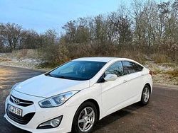 Weiß Gebraucht 2012 Hyundai i40 Limousine | 7.999 € (Fairer Preis)