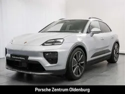 Grau Gebraucht 2025 Porsche Macan 4 Electric SUV | 91.890 € (Guter Preis)