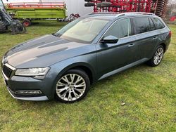Grau Gebraucht 2021 Skoda Superb Style Kombi | 24.000 € (Fairer Preis)
