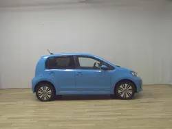 Blau Gebraucht 2022 VW e-up! Kleinwagen | 12.380 € (Guter Preis)