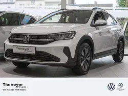 Weiß Gebraucht 2024 VW Taigo IQ Drive SUV | 21.880 € (Etwas zu teuer)
