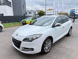 Weiß Gebraucht 2013 Renault Mégane GT Line Dynamique Limousine | 4.799 € (Teuer)
