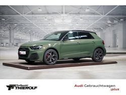 Distriktgrün metallic Gebraucht 2025 Audi A1 Sportback S-Line Kleinwagen | 34.880 € (Etwas zu teuer)
