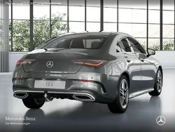 Grau Gebraucht 2024 Mercedes CLA200 AMG Limousine | 35.990 € (Fairer Preis)