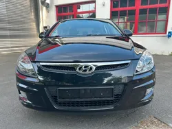 Schwarz Gebraucht 2010 Hyundai i30 Limousine | 3.450 € (Guter Preis)
