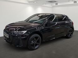 Schwarz (mythosschwarz metallic) Neu 2025 Audi A1 Sportback S-Line Kleinwagen | 27.970 € (Guter Preis)