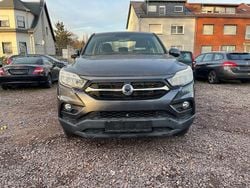 Schwarz Gebraucht 2018 Ssangyong (KGM) Musso Crystal SUV | 10.900 €