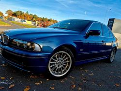 Blau Gebraucht 2002 BMW 525 Limousine | 6.800 €