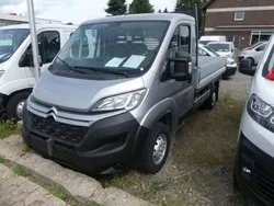 Silber Gebraucht 2023 Citroën Jumper Van / Kleinbus | 40.399 €