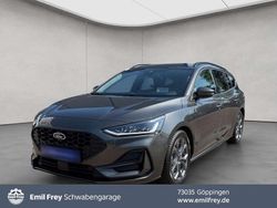 Magnetic metallic Gebraucht 2024 Ford Focus ST-Line X Kombi | 24.930 € (Guter Preis)