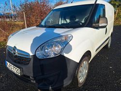 Weiß Gebraucht 2017 Opel Combo Edition Kombi | 6.990 € (Guter Preis)