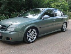 Grün Gebraucht 2003 Opel Vectra GTS Limousine | 1.190 € (Etwas zu teuer)