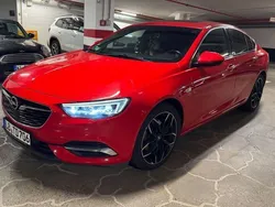 Rot Gebraucht 2017 Opel Insignia Innovation Limousine | 13.500 € (Fairer Preis)