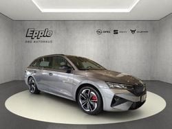 Grau Gebraucht 2024 Skoda Octavia RS Kombi | 35.490 € (Guter Preis)