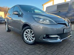 Grau Gebraucht 2014 Renault Scénic Dynamique Van / Kleinbus | 7.399 € (Fairer Preis)