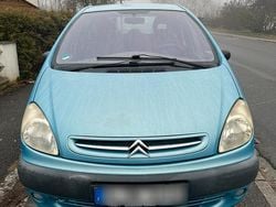 Blau Gebraucht 1999 Citroën Xsara Picasso Van / Kleinbus | 200 € (Superpreis)