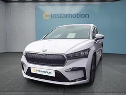 Weiß Gebraucht 2025 Skoda Enyaq iV SUV | 45.399 € (Guter Preis)