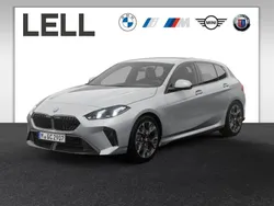 Grau Neu 2025 BMW 120 M Sport Kleinwagen | 41.870 € (Etwas zu teuer)