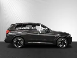 Andere Gebraucht 2023 BMW iX3 Impressive SUV | 49.900 € (Guter Preis)